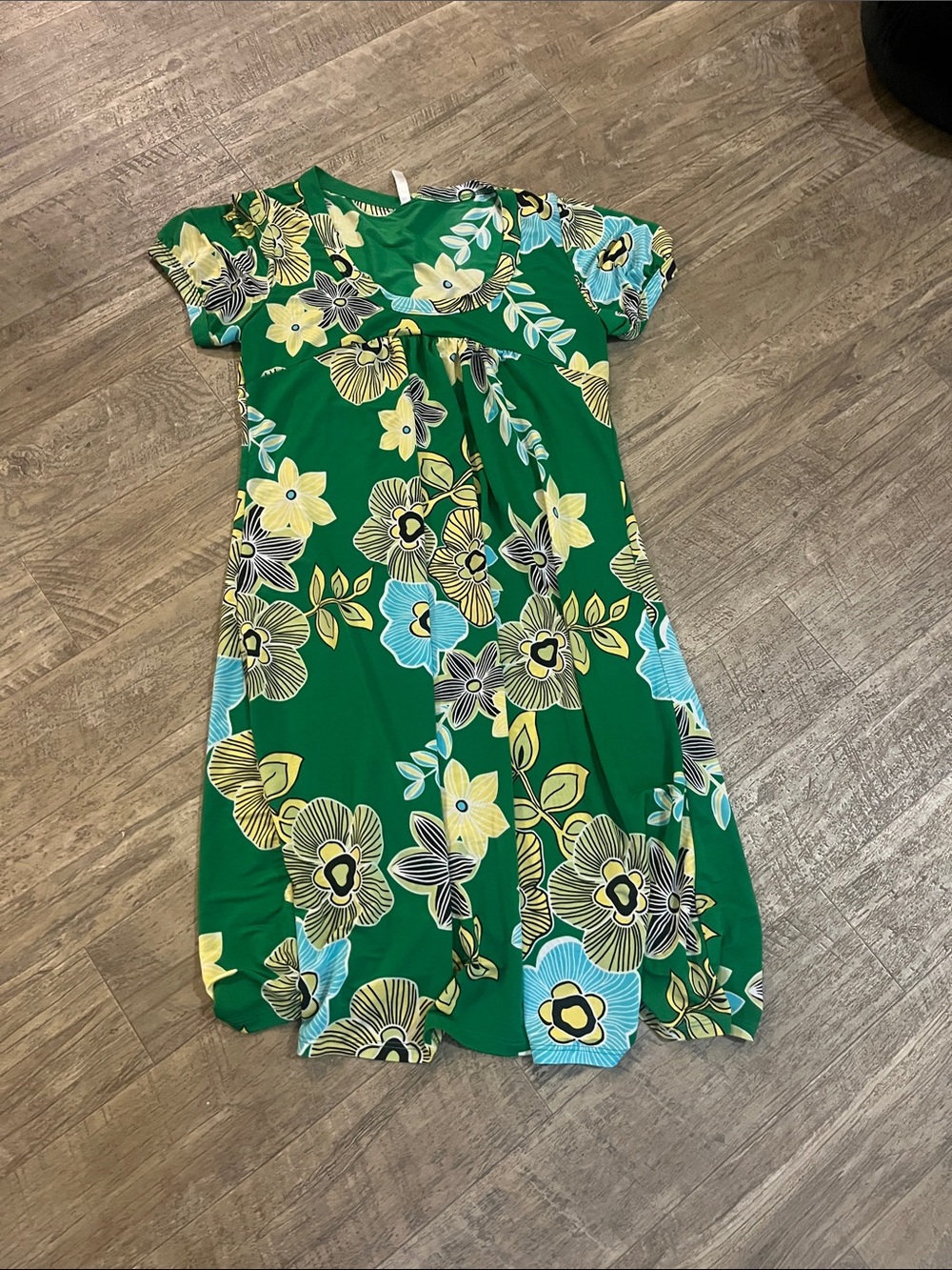 Blu heaven Green Floral Midi Dress with Yellow